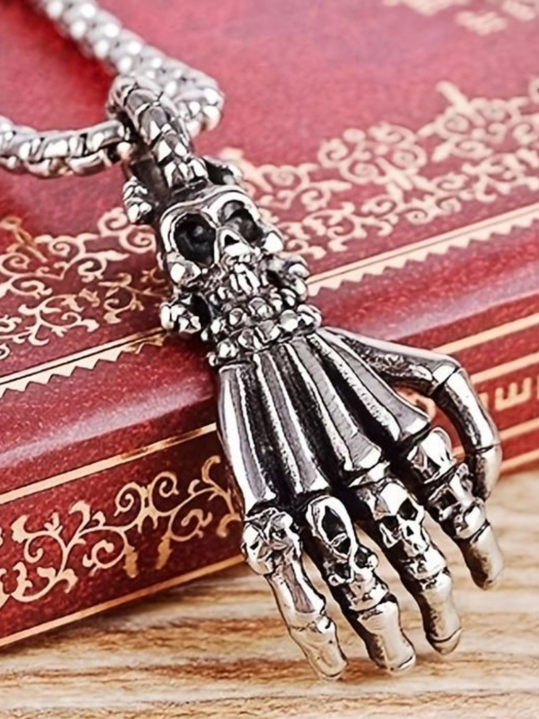 SALTY Pack of 2 Women Bone-jangle Necklace