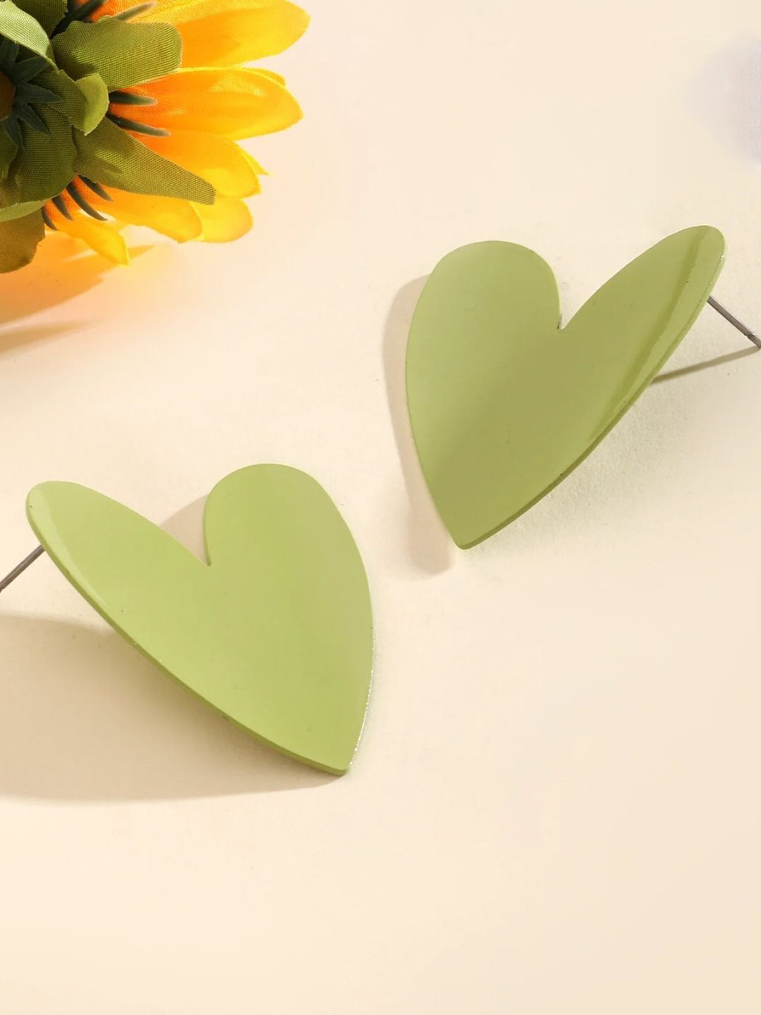 SALTY Pack of 2 Women Green Heart Acrylic Earring