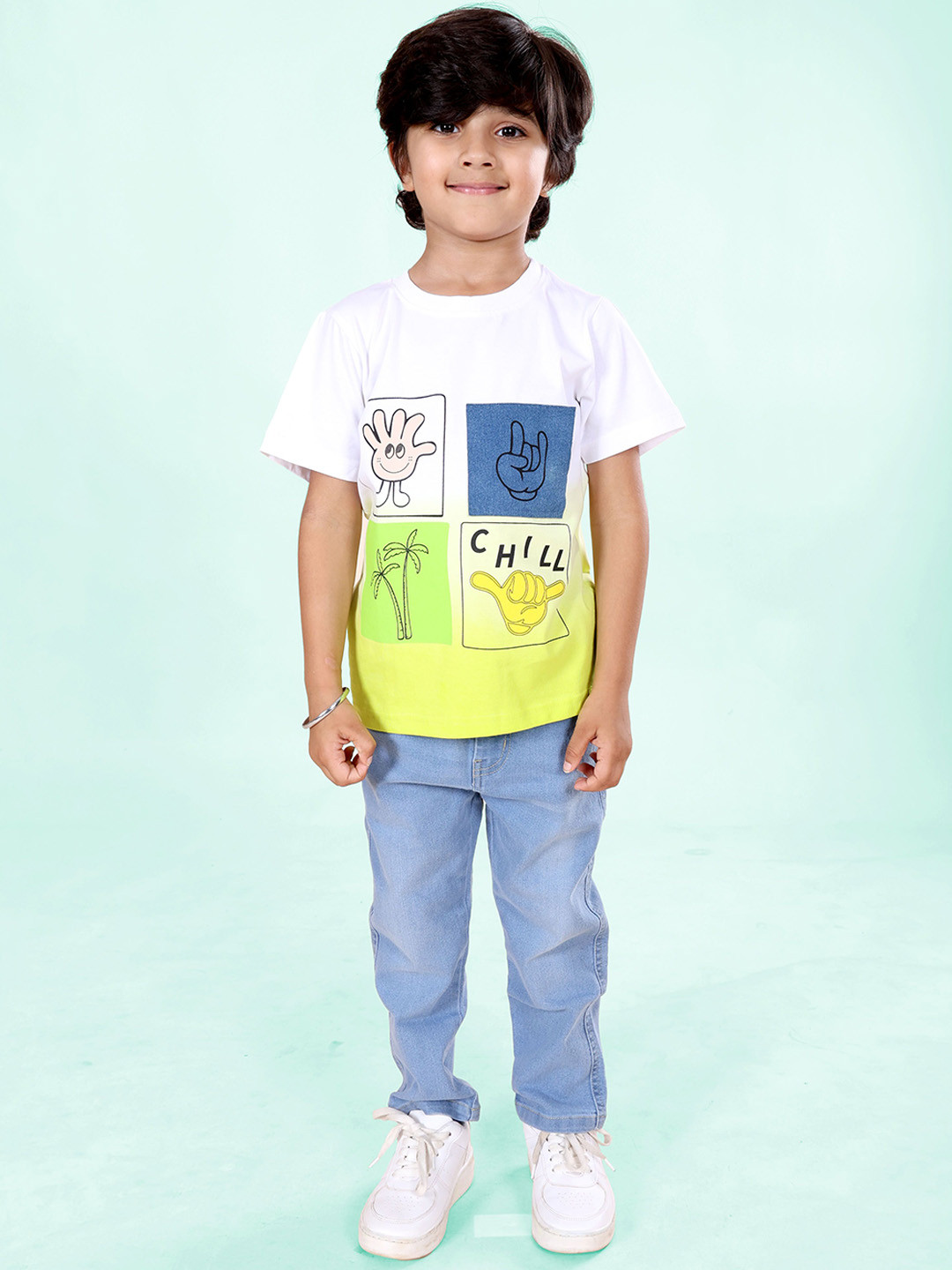 KiddoPanti Boys Graphic Cartoon Printed Round Neck T-Shirt & Jeans Clothing Set