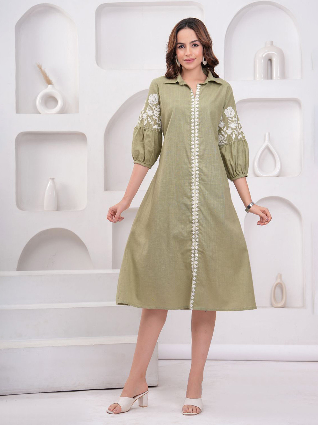 HIGHLIGHT FASHION EXPORT Floral Embroidered Fit & Flare Midi Dress