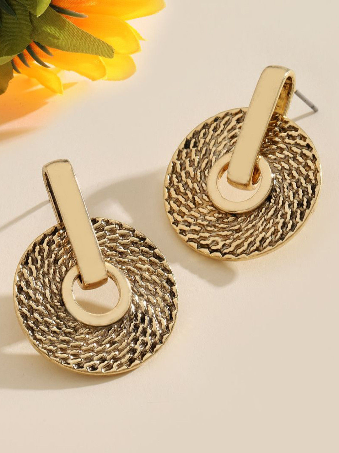 SALTY Pack of 2 Women Demure Round Gold Earring
