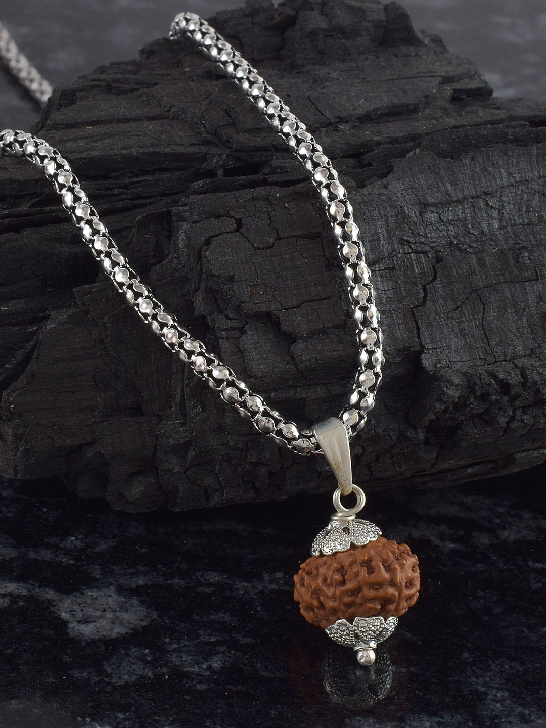 ADMIER Unisex Silver-Plated Ten Faced Mukhi Nepali Rudraksha Beaded Pendant with Chain