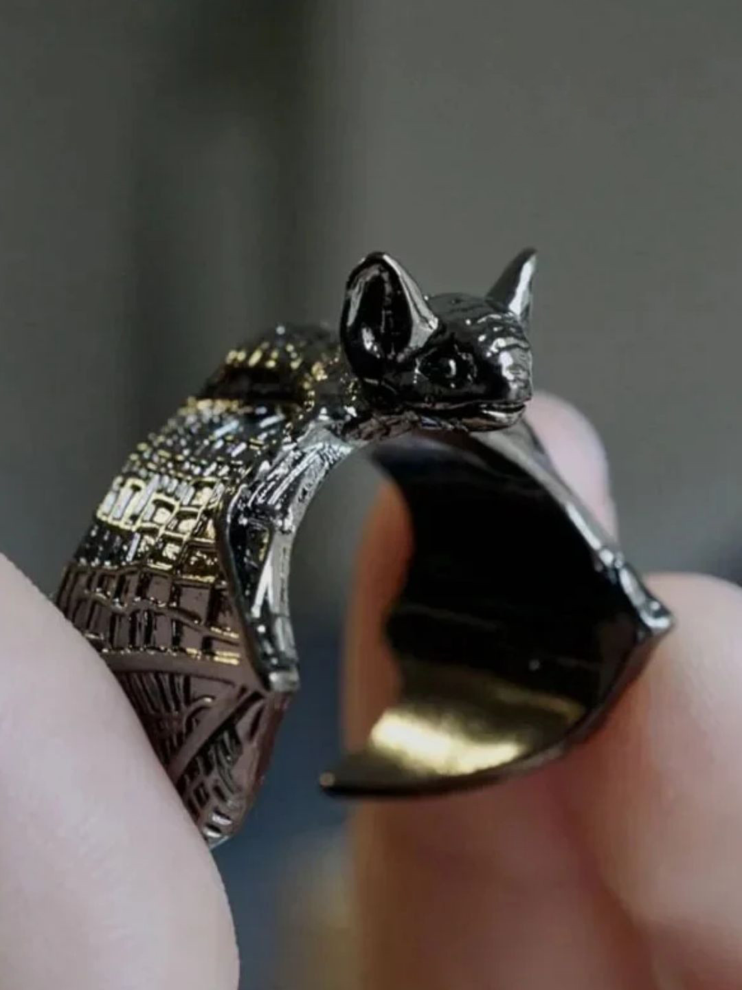 SALTY Pack of 2 Women Spooky Bat Black Ring