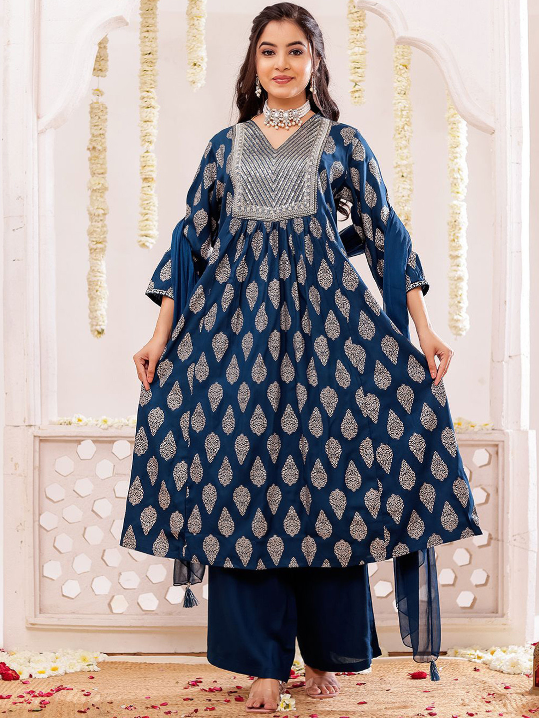 Chandbaali Women Embroidered Rayon Fabric Printed Kurta & Pant With Dupatta Set