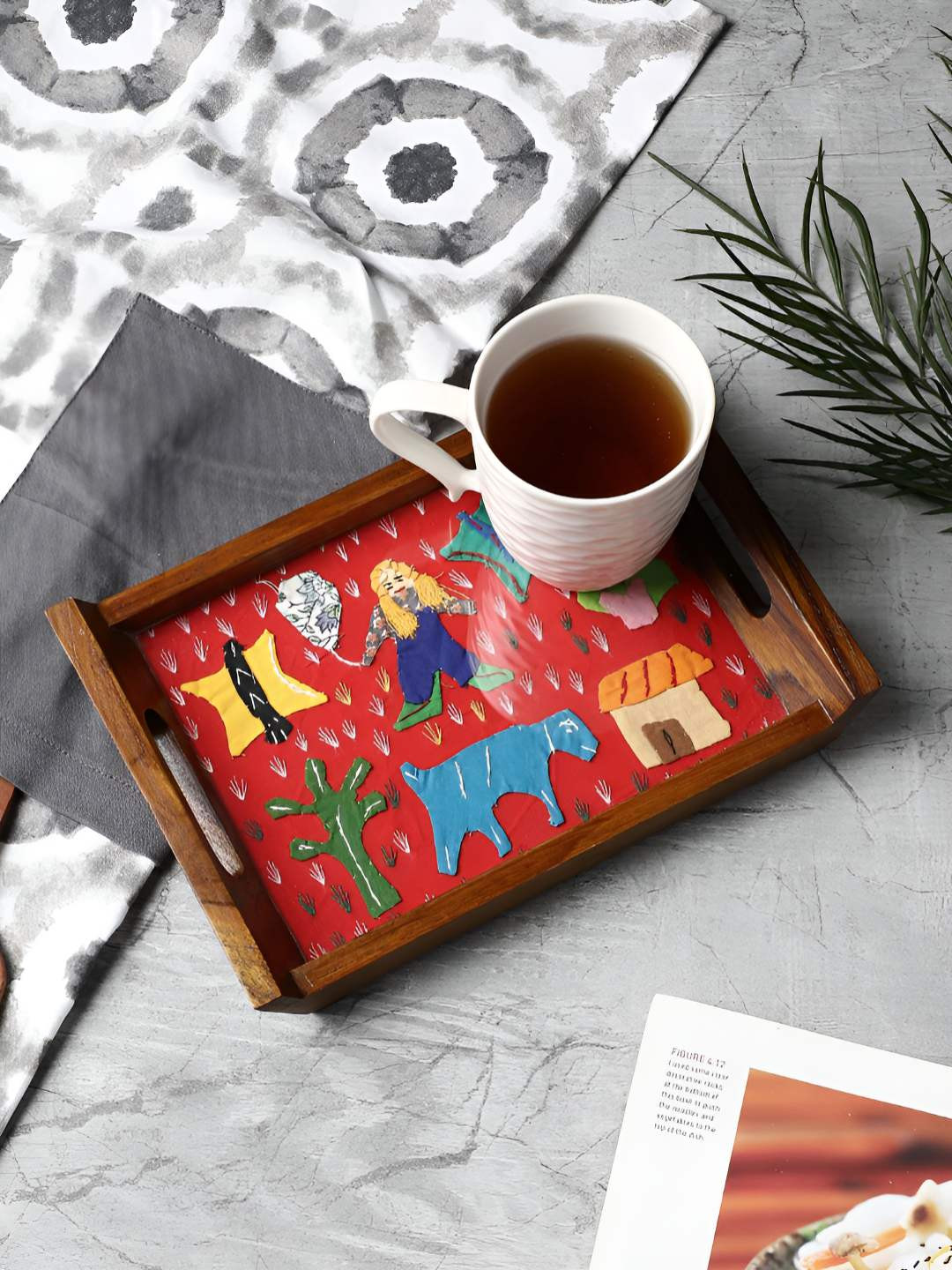 VarEesha Red Printed Teak Wooden Easy To Clean Serving Tray