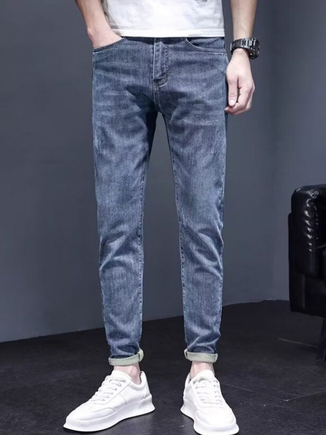 The Roadster Lifestyle Co Cotton Mid-Rise Lightly Faded Jeans
