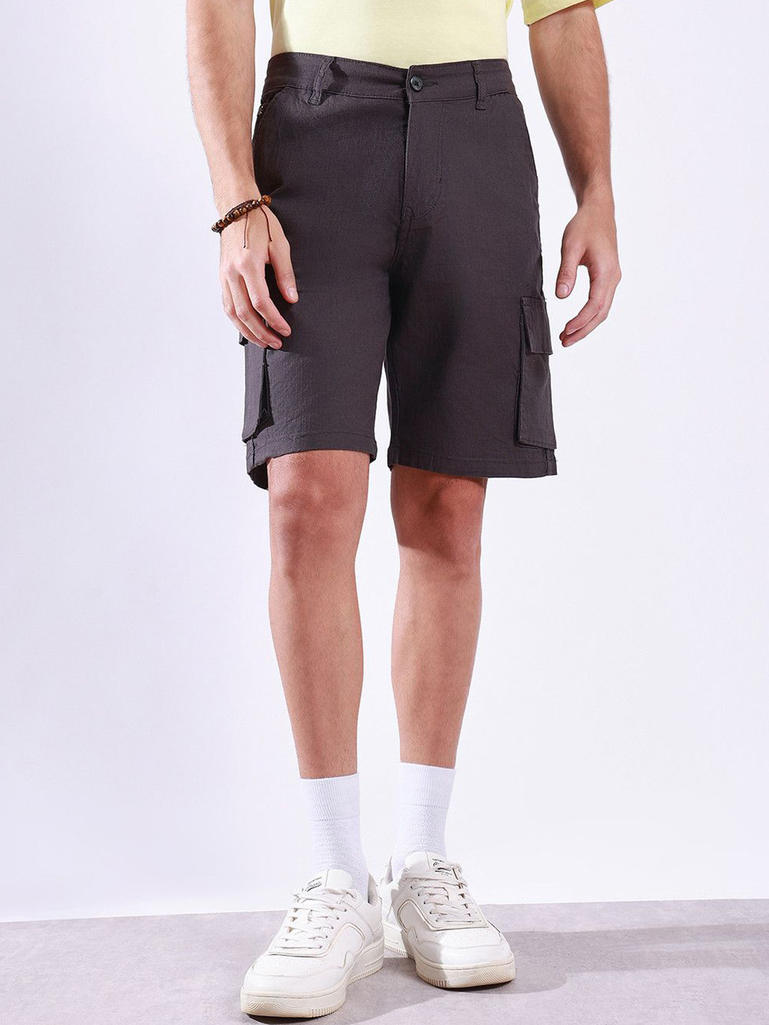 Hence Men Mid-Rise Relaxed Fit Cargo Shorts