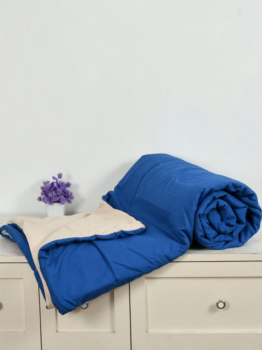 Florida Spike Blue & Beige 200 GSM Microfiber Double Bed Comforter