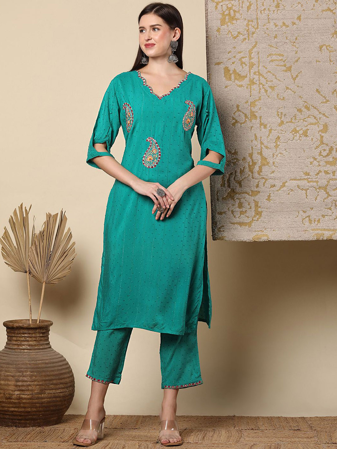 FASHOR Embroidered Straight-Fit Tunic & Trousers Co-Ord Set