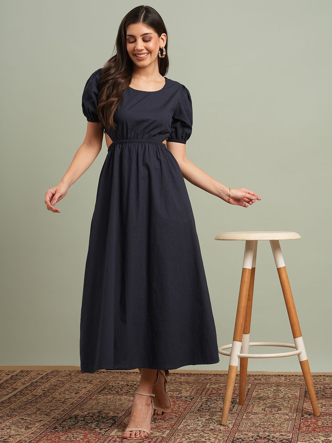 Globus Round Neck Puff Sleeves Solid Cut Out Detail Fit & Flare Midi Resort Dress