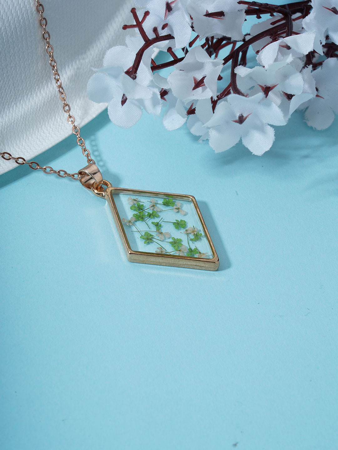 BISHTY  Gold-Plated Stainless Steel Dried Flower Resin Pendant with Chain