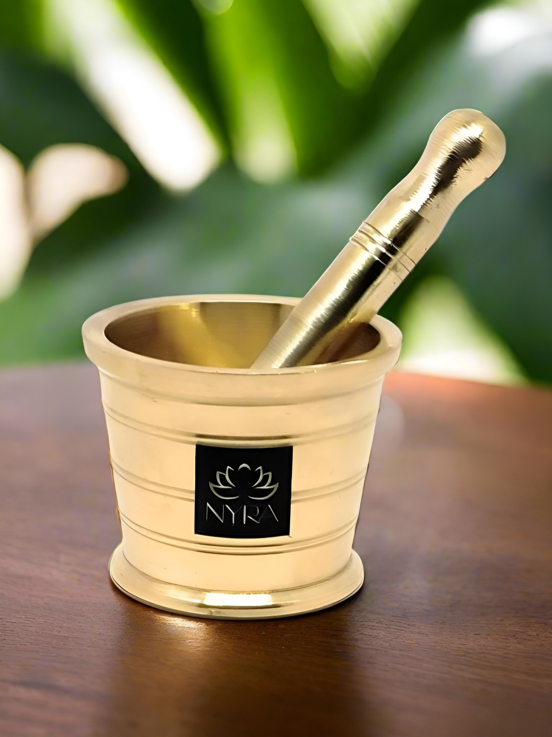 Nyra Kitchenware Yellow Traditional Hand Smasher