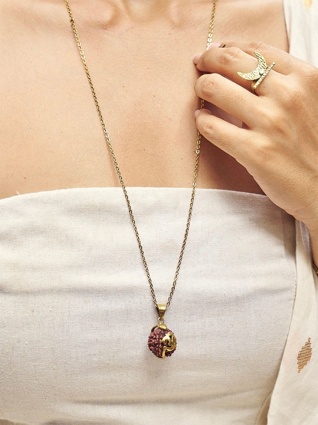 Soul Works Om Rudraksh Pendant With Chain with free Brasso polishing Liquid