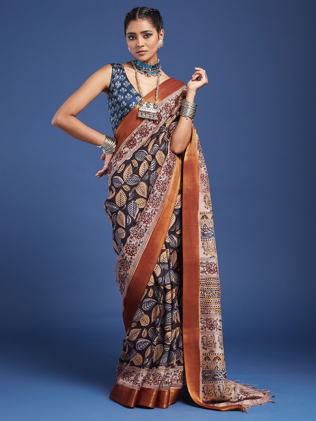 Taavi Hand Block Printed Silk Blend Kalamkari Zari Saree with Attached Blouse