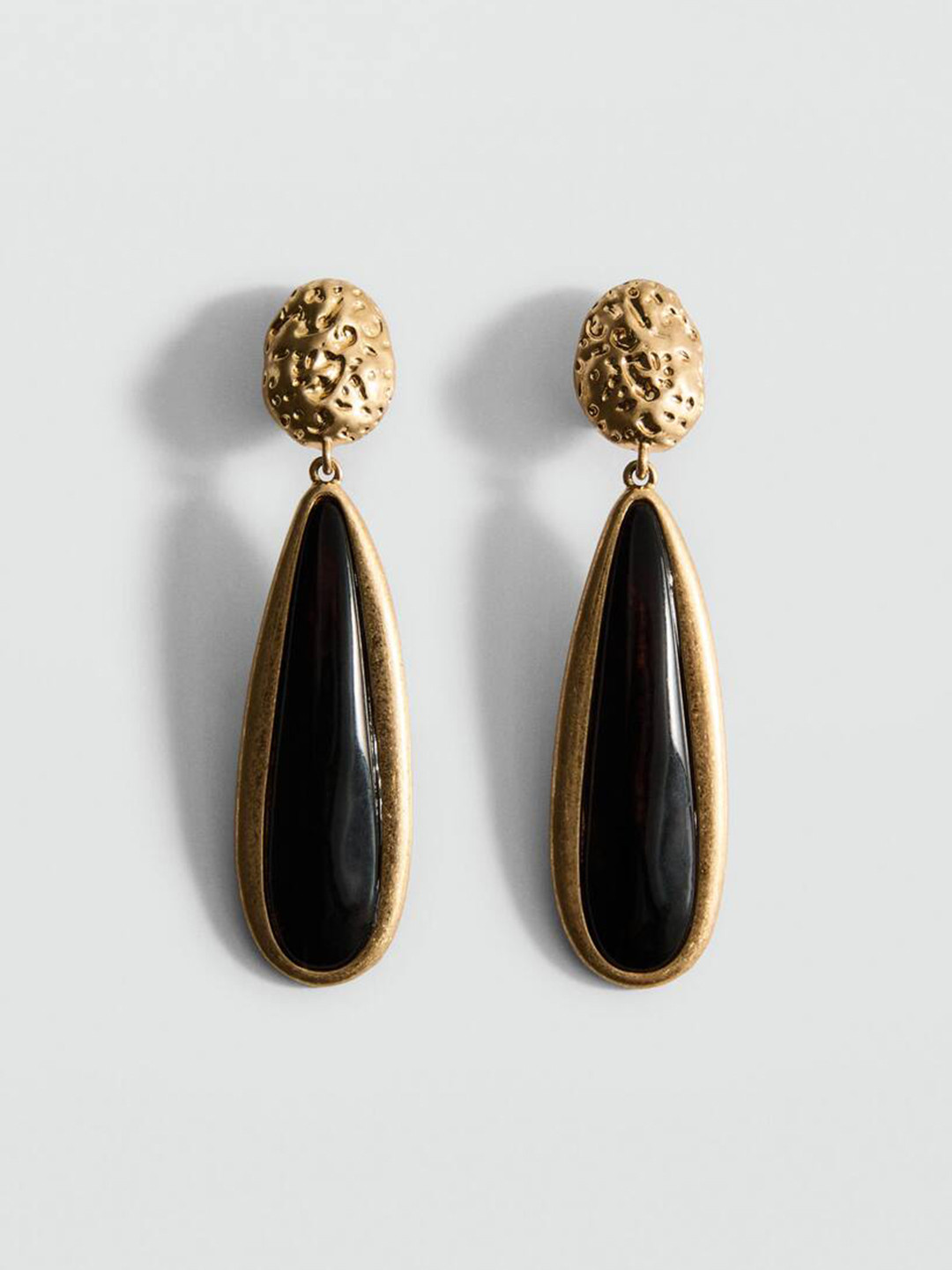 MANGO Contemporary Enameled Drop Earrings