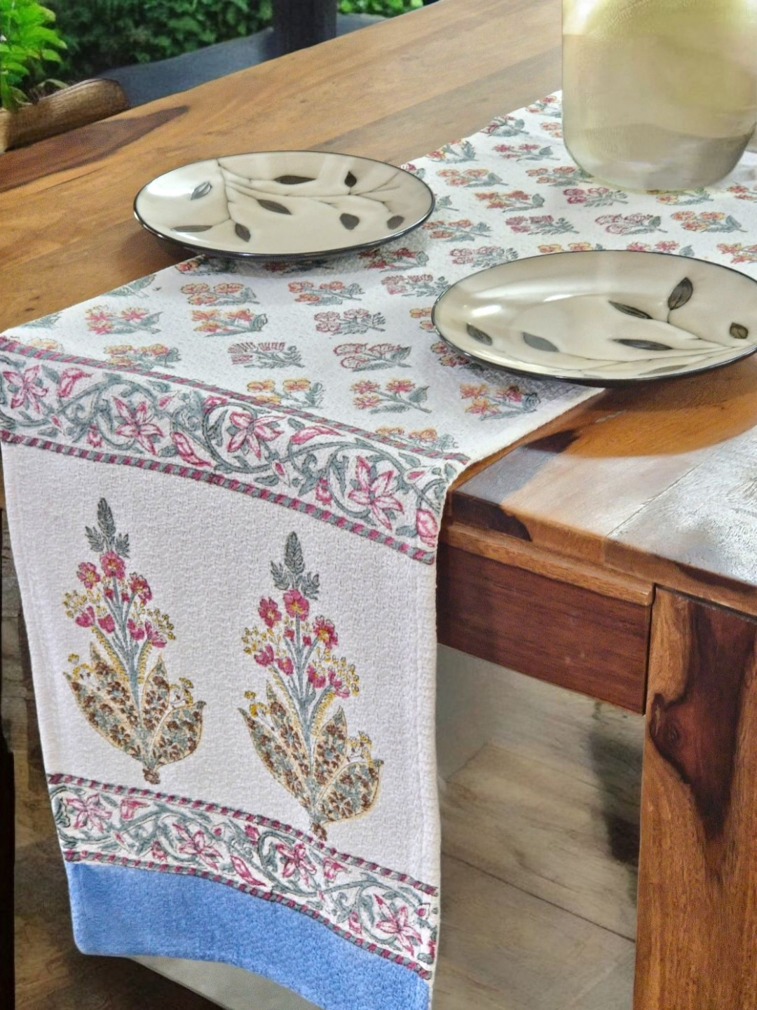 Feels Like Home Mehka Aangan White & Blue Printed Aangan Table Runner