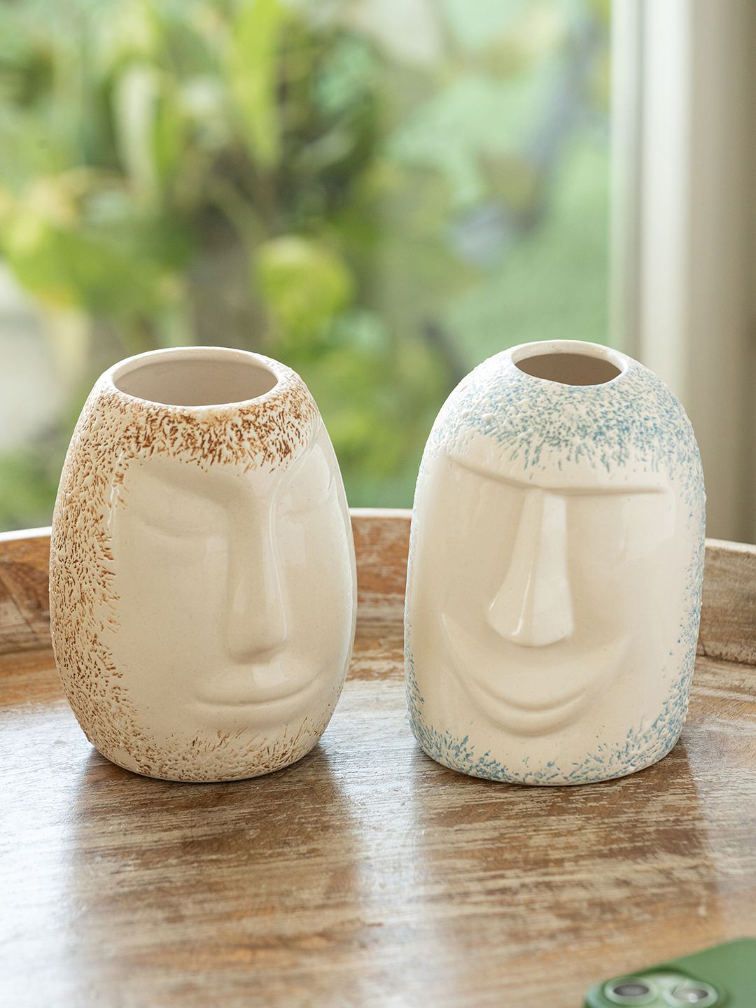 ExclusiveLane The Expression Series 2Pc Off-White Sculpted Harmony Ceramic Decorative Vase