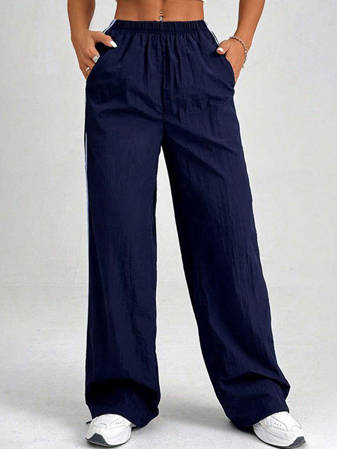 Outzidr Women Solid Wide Leg Drawstring Track Pants