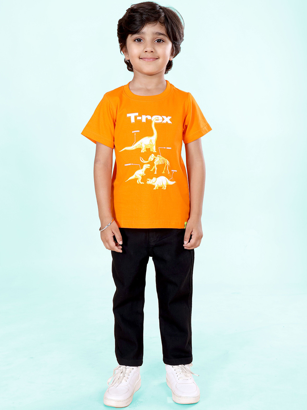 KiddoPanti Boys Graphic T-Rex Dinosaur Printed Round Neck T-Shirt & Jeans Clothing Set
