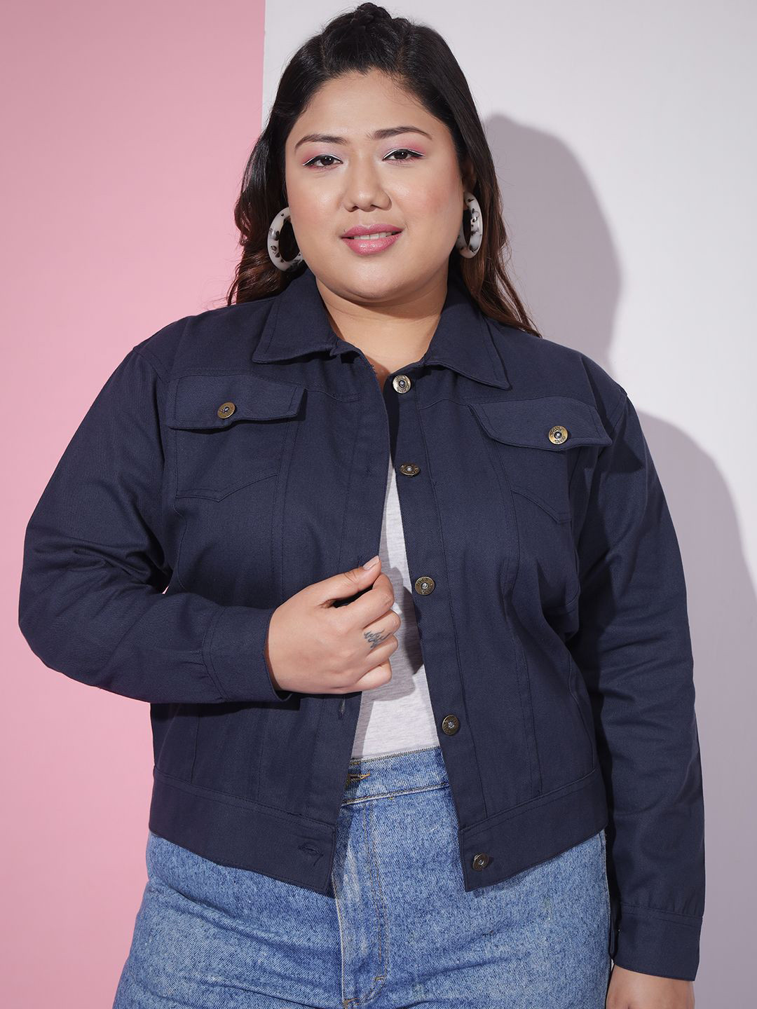 QIOA Plus Size Spread Collar Lightweight Utility Pockets Denim Jacket