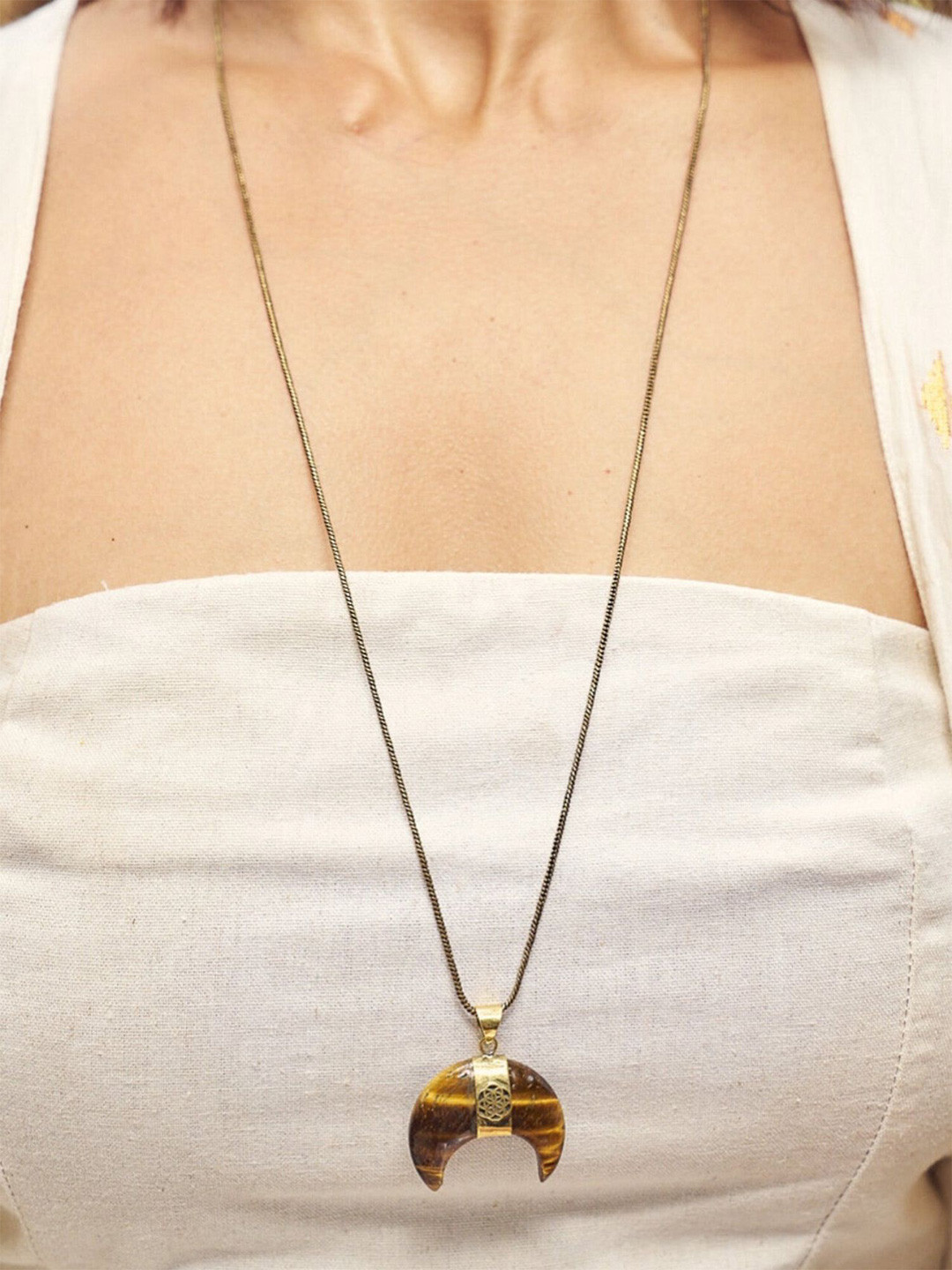 Soul Works Tiger-Eye Pendant With Chain with free Brasso polishing Liquid