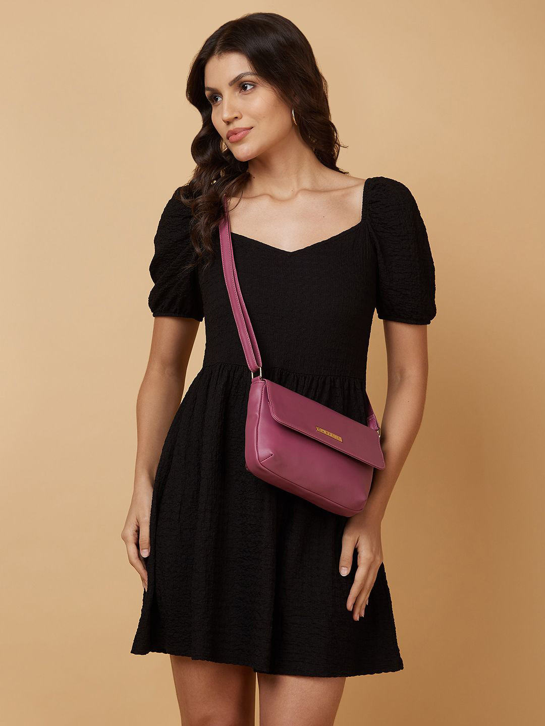 Caprese N Rohde Women Pink Small Sling Bag