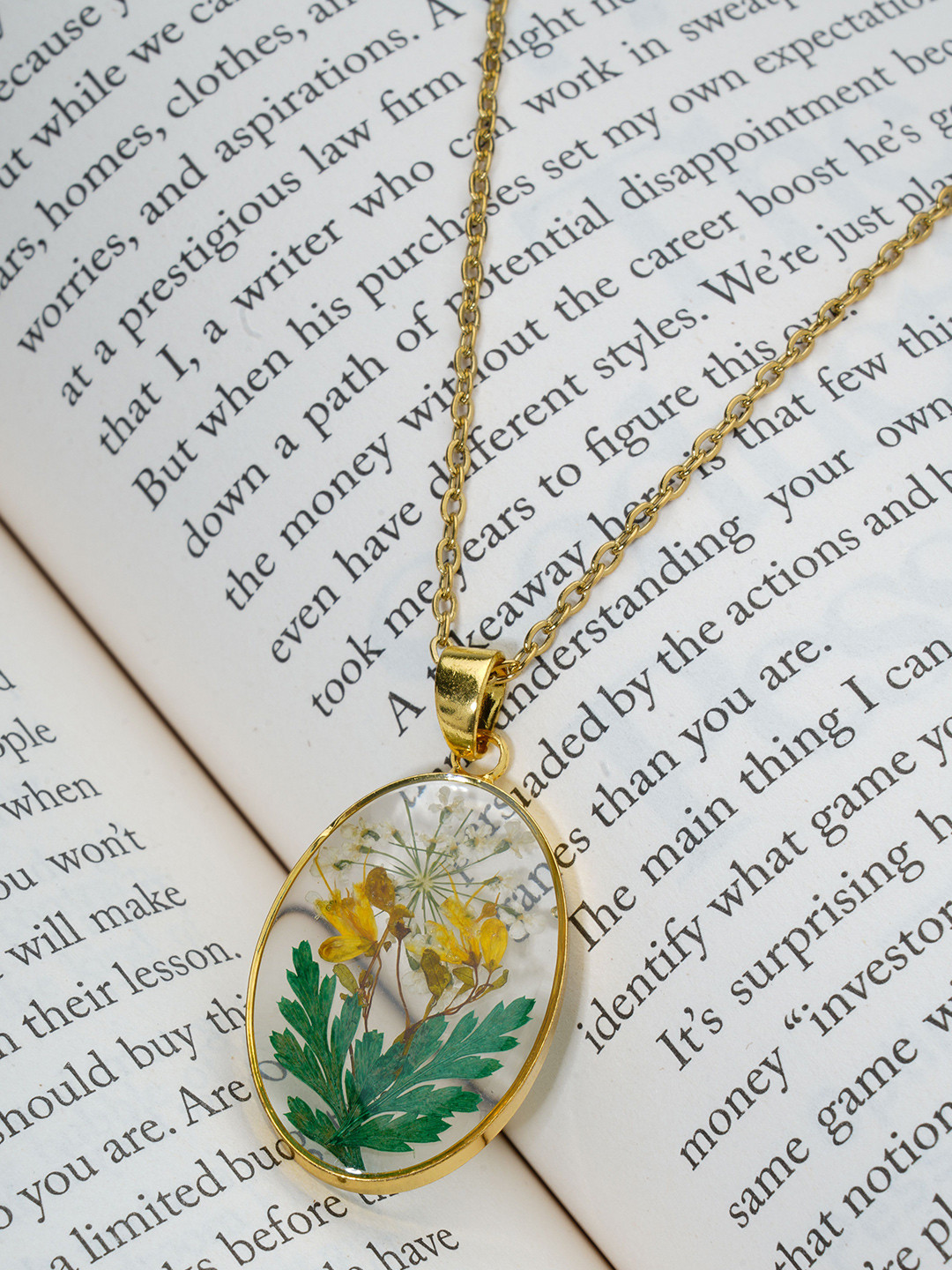BISHTY  Gold-Plated Stainless Steel Dried Real Flower Resin Pendant with Chain
