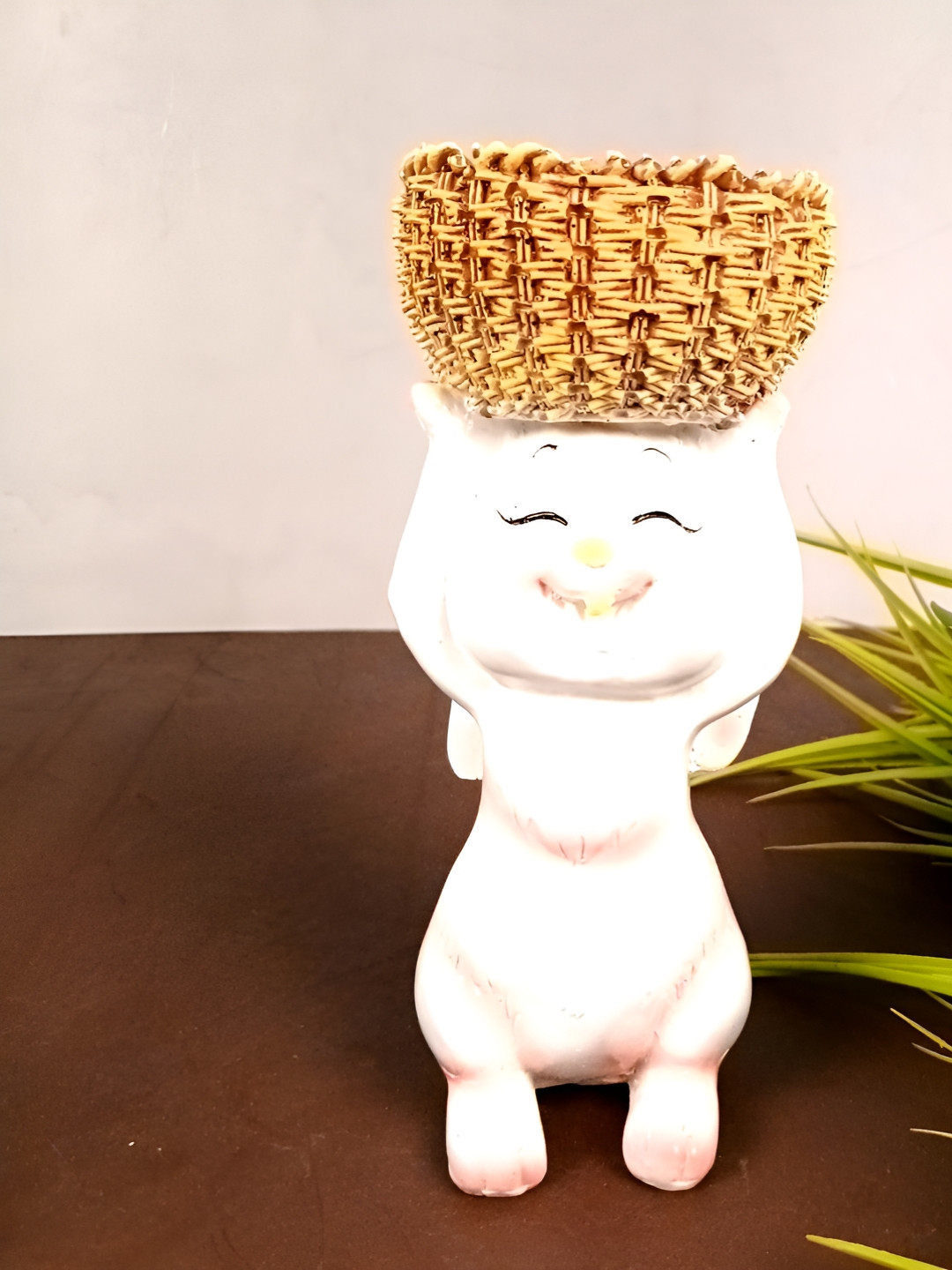 apka mart White Rabbit Figurine Showpiece