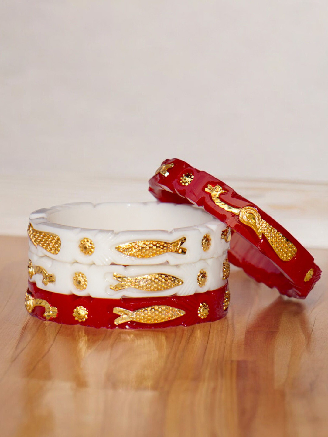 TANVI J Set of 4 Gold Plated Shakha Pola Bangle