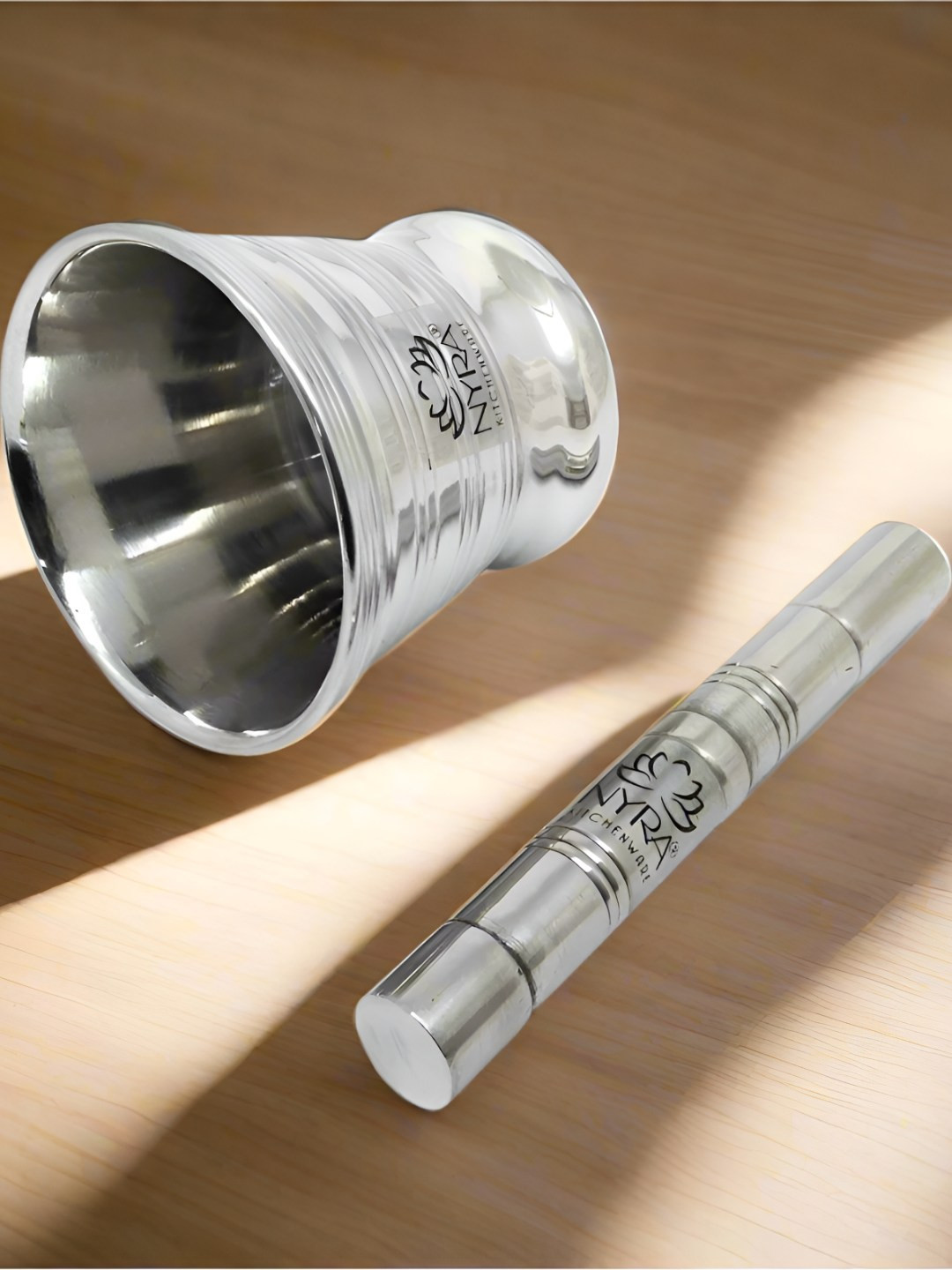 Nyra Kitchenware Silver Stainless Steel Mortar & Pestle