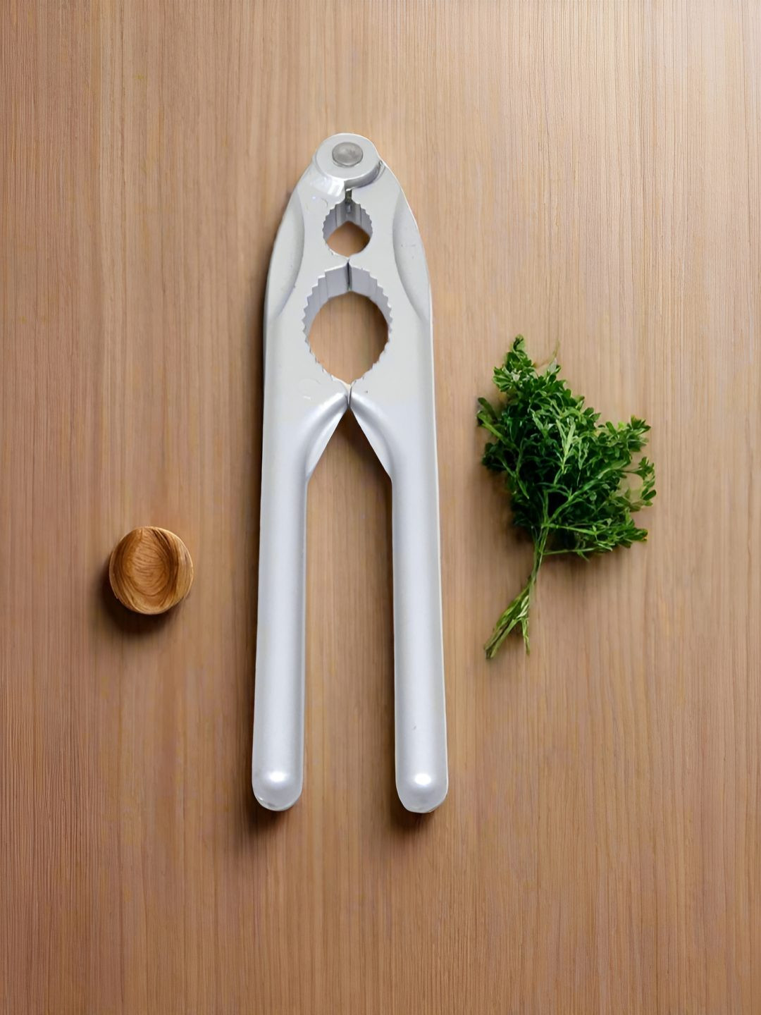 Nyra Kitchenware Silver Walnut Opener Tool