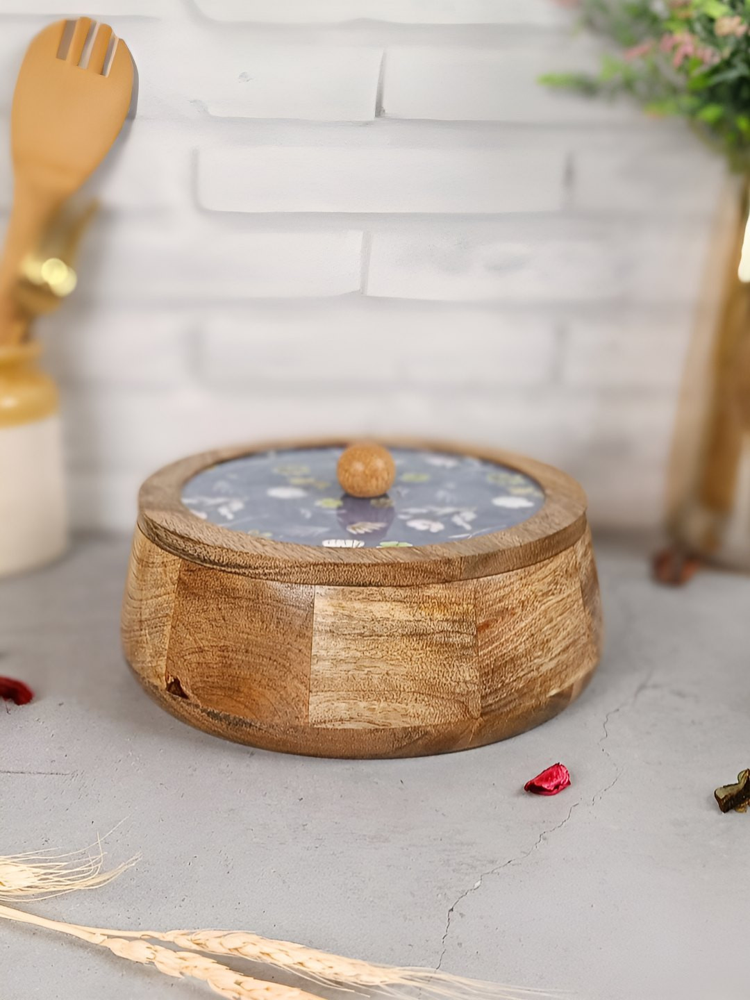 VarEesha Blue & White Floral Printed Wooden Roti Box