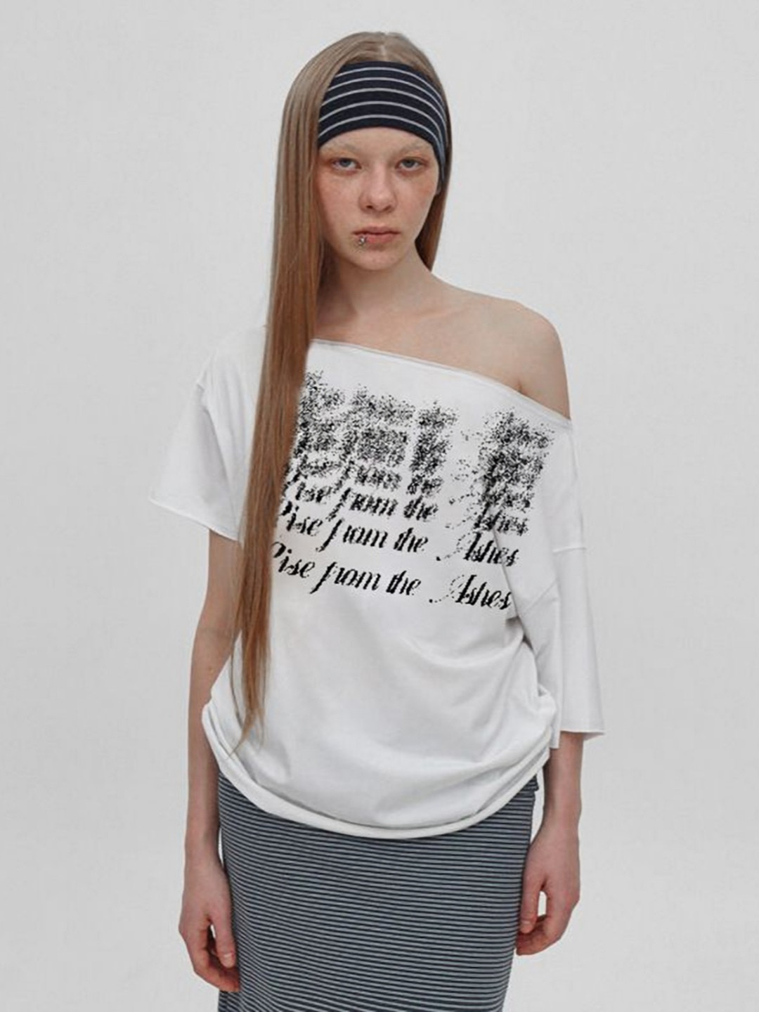 StyleCast x Revolte Typography Printed rop-Shoulder Sleeves Relaxed Fit T-shirt