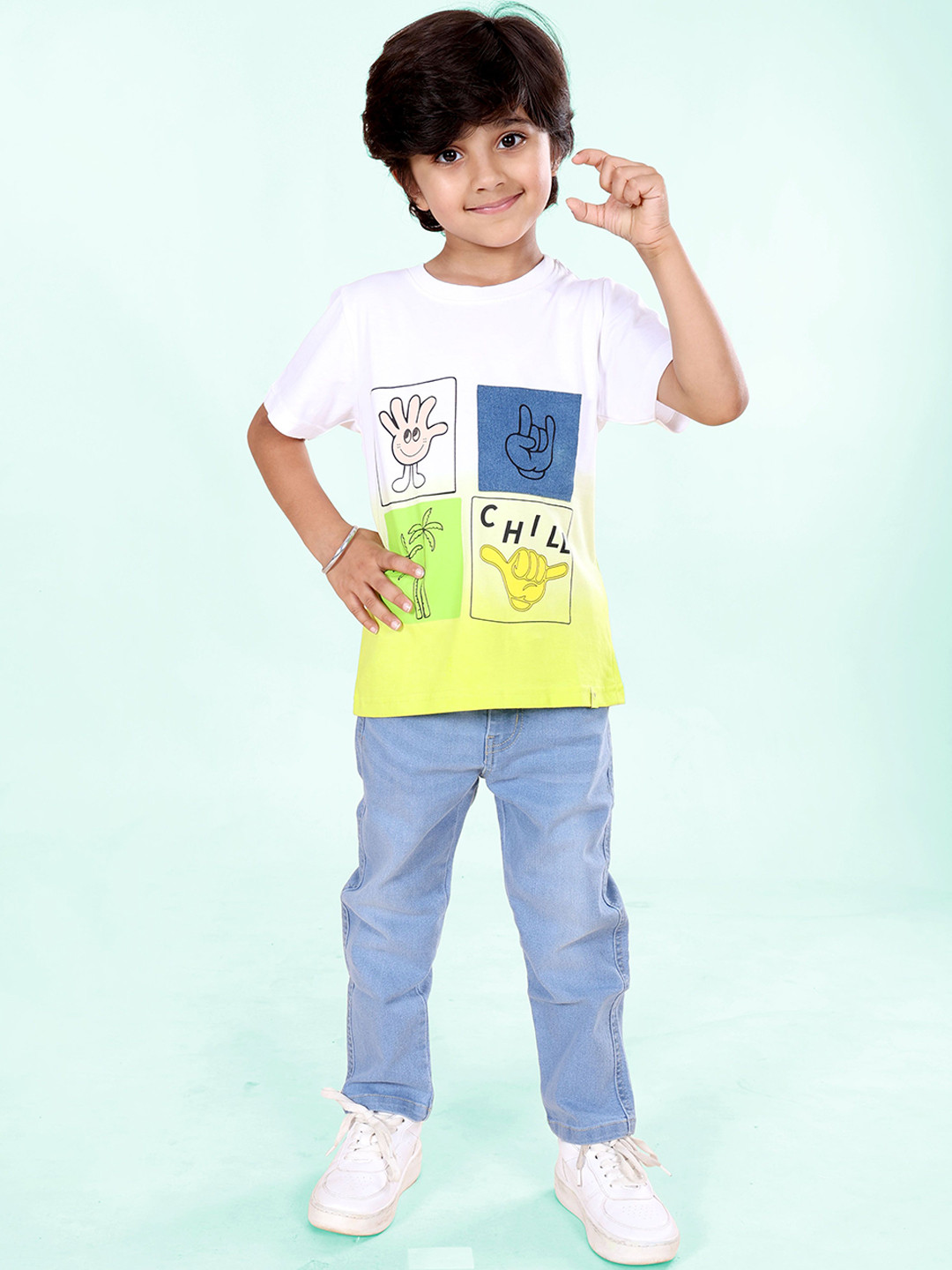 KiddoPanti Boys Graphic Cartoon Printed Round Neck T-Shirt & Jeans Clothing Set