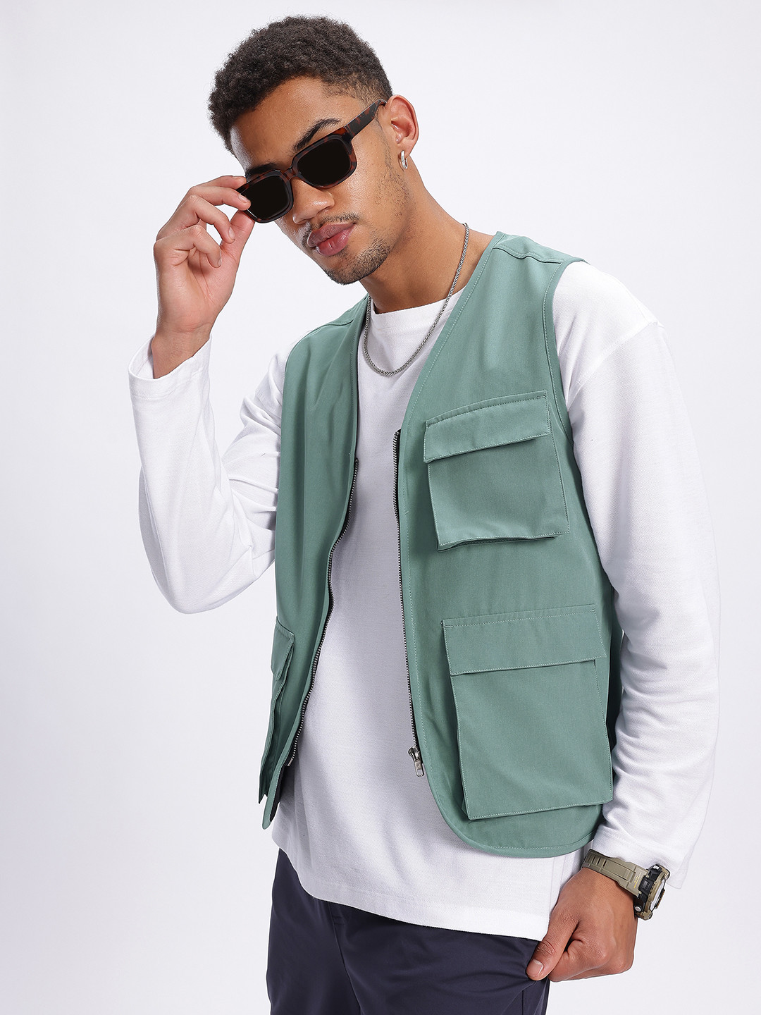 glitchez Pockets Collarless Fitted Gilet Jacket