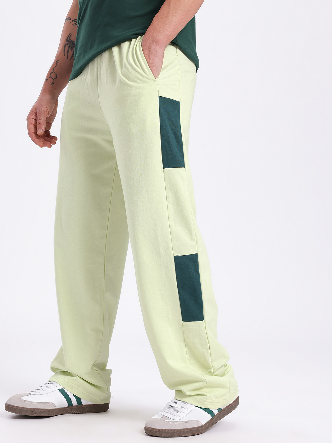 glitchez Men Contrast Trim Relaxed Fit Track Pants