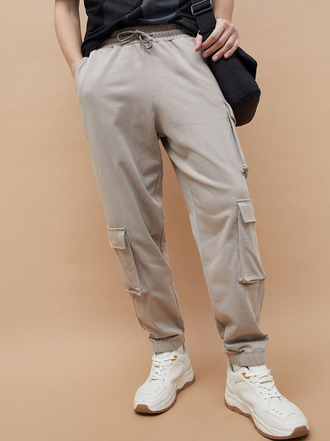SmileyWorld Men Mid Rise Slim Fit Joggers