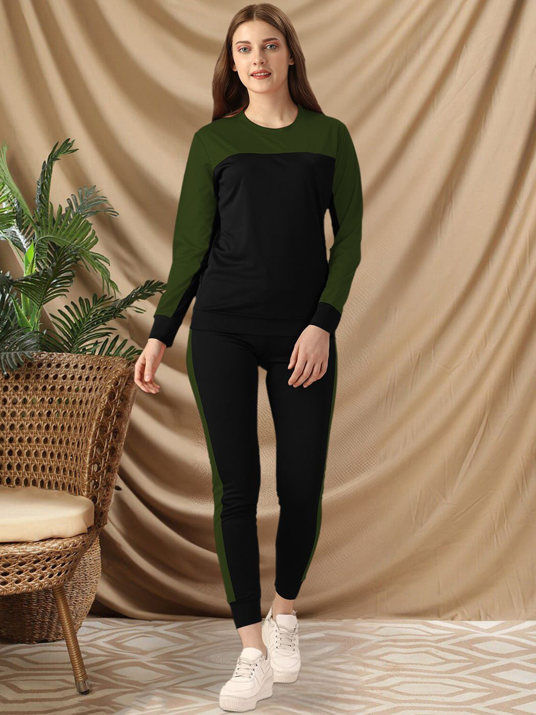 Moda Rapido Round Neck Sweatshirt With Joggers Co-ords