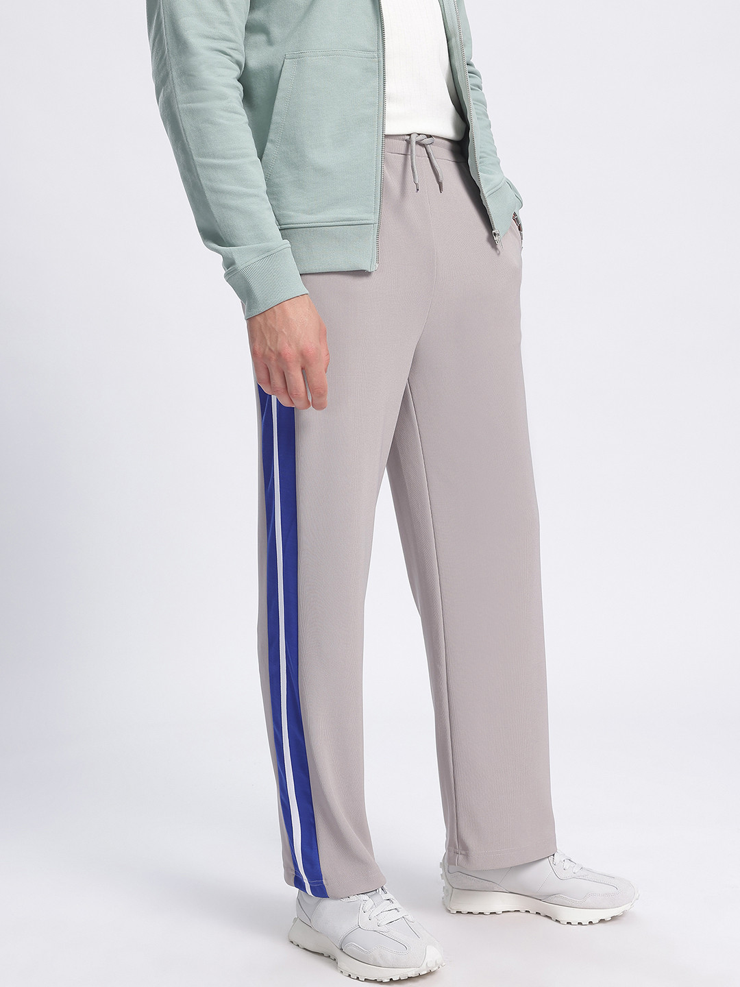 glitchez Men Side Stripe Track Pants