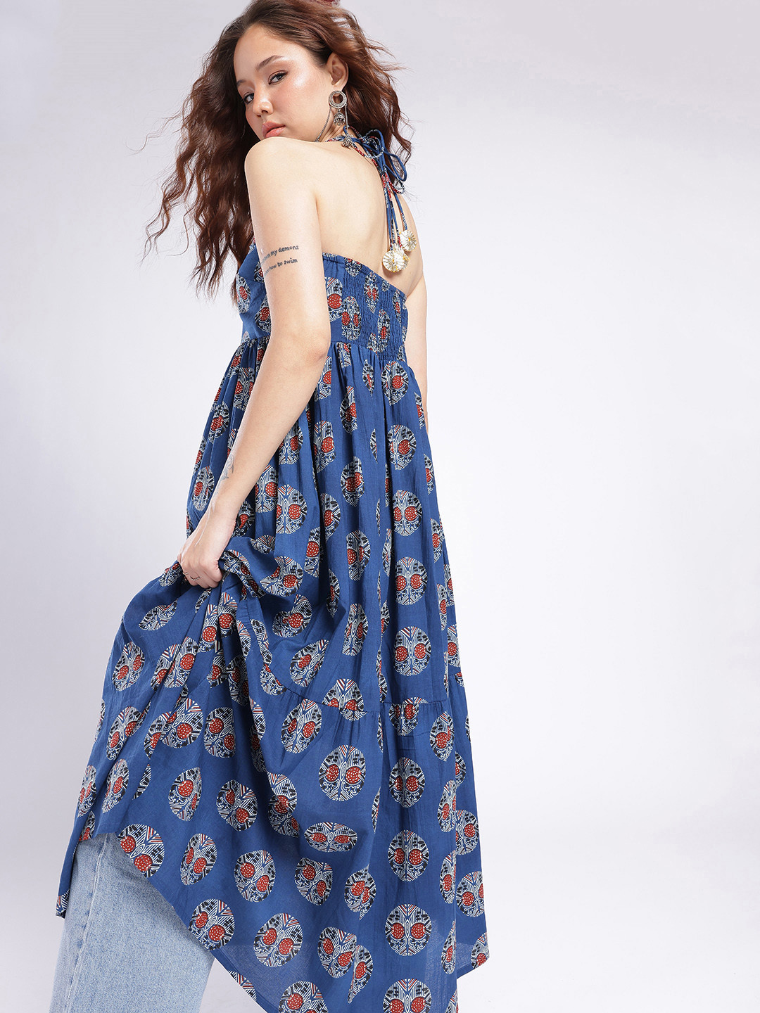 glitchez Ethnic Motifs Printed Plunge Halter Neck Tiered Maxi Dress