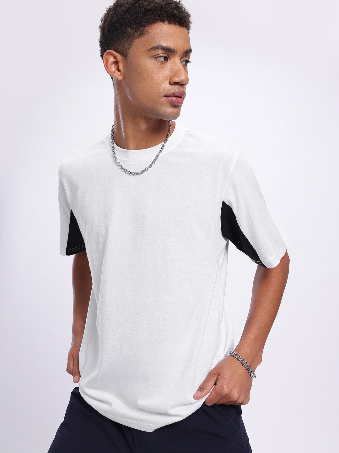 glitchez Contrast Relaxed T-shirt