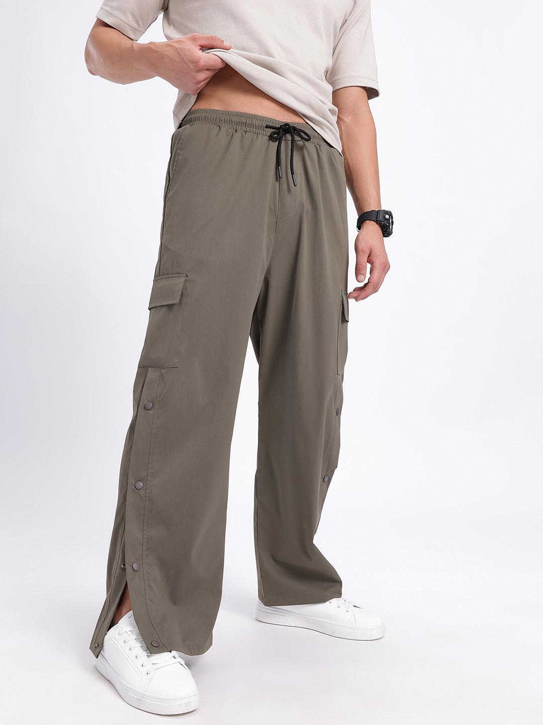 glitchez Men Cargos Slit Hem Flared Trousers