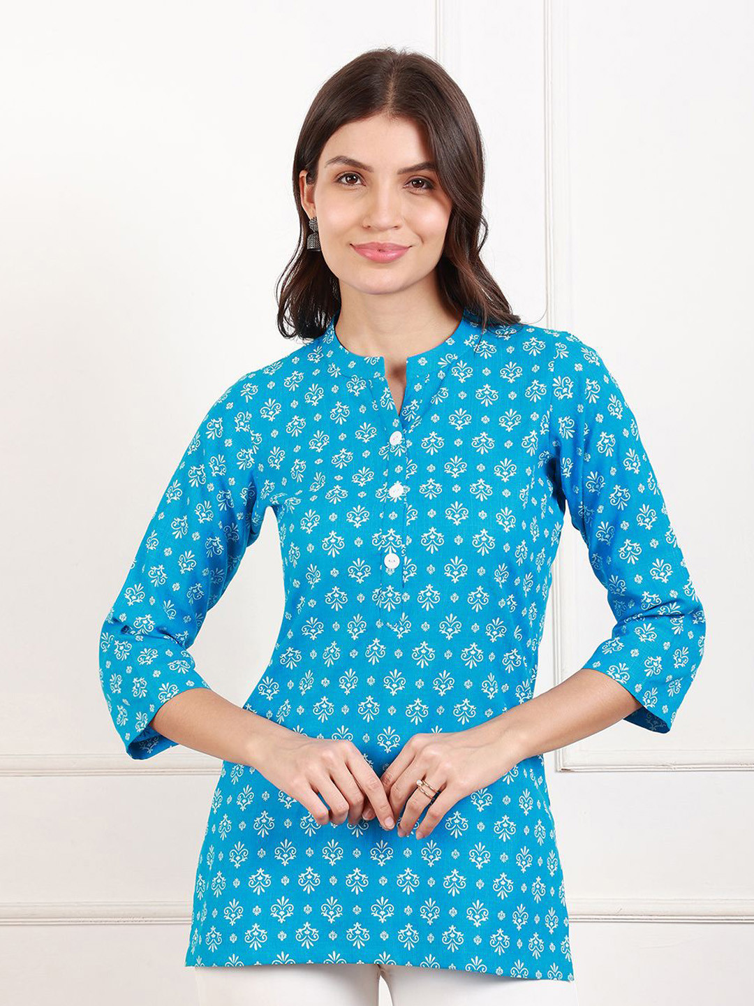 MORDEN MUSE Floral Printed Kurti