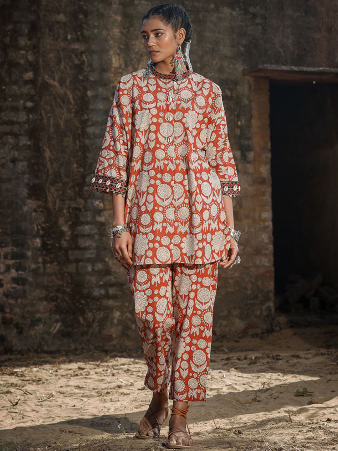 AKISO Red Short Kurta With Lace Embroidery On Yoke With Pants