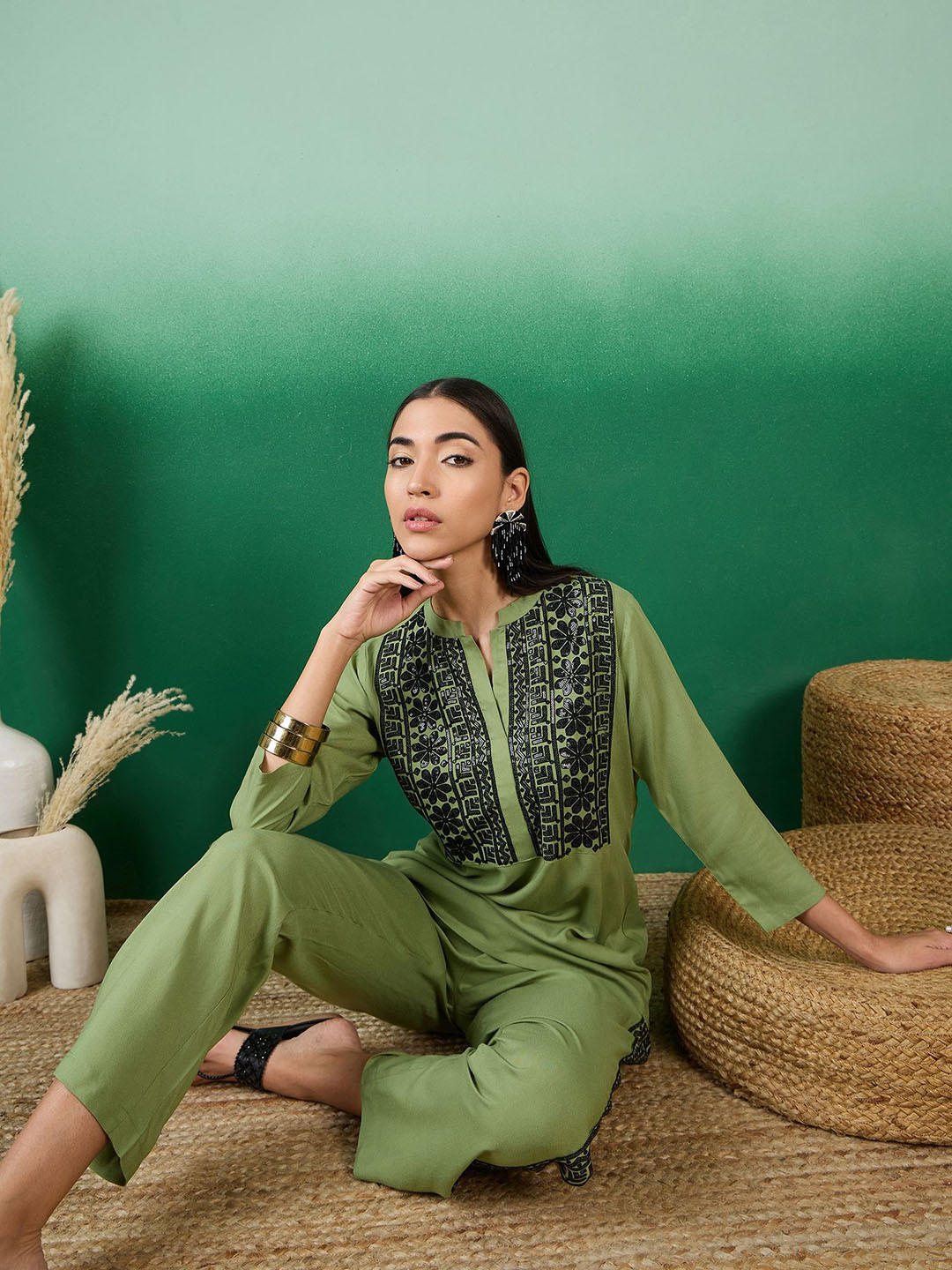 Sangria  Women Floral Embroidered Mandarin Collar Neck Kurta Sets