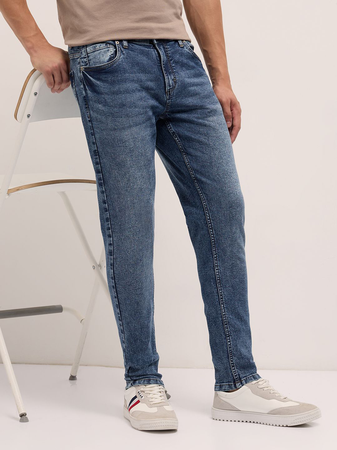 THE BEAR HOUSE Men's Mid Rise Clean Look Stretchable No Fade Cotton Blend Skinny Fit Jean