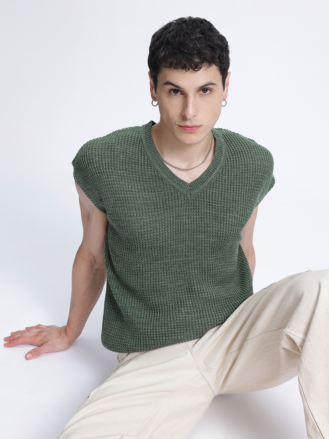 glitchez Extended Sleeve Sweater Vest