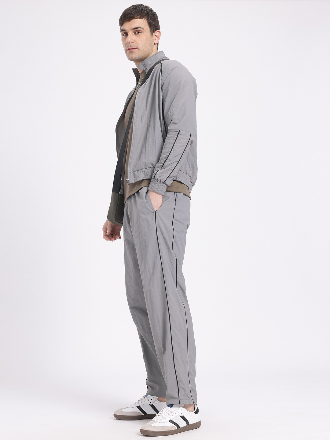 glitchez Mock Collar Zip-Up Tracksuit