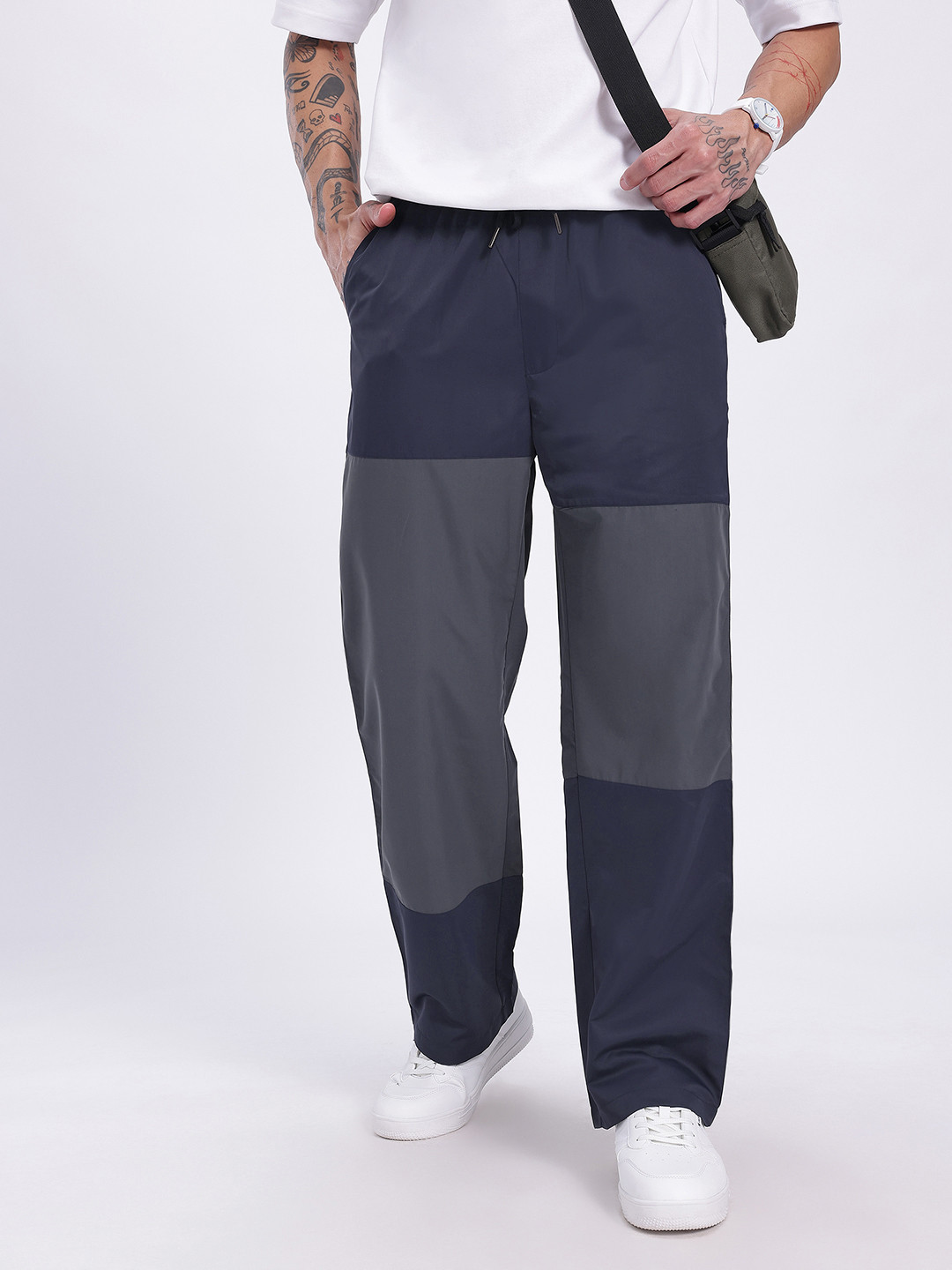 glitchez Men Two-Tone Relaxed Fit Trouser