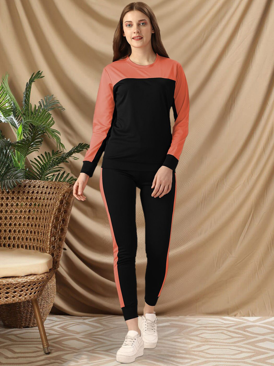 Moda Rapido Women Color Block Round Neck Tracksuit